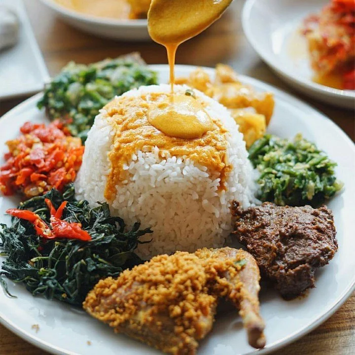 Makanan tradisional Padang terenak terbaru