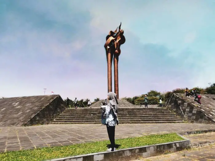 Tempat wisata sejarah di Bandung