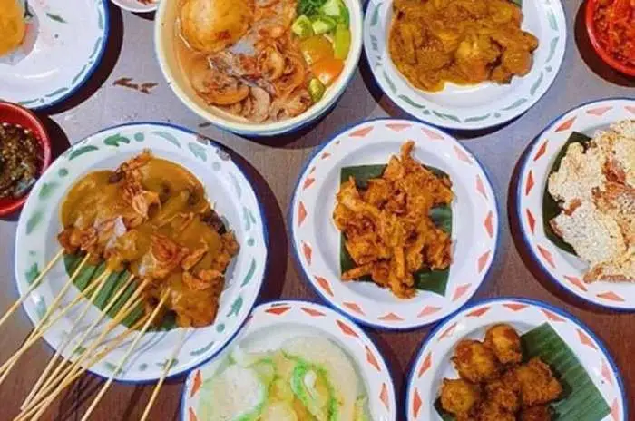 Kuliner khas Kota Padang paling terkenal terbaru
