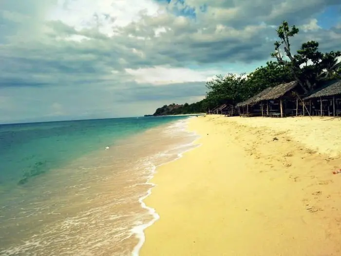 Pantai indah di Aceh Besar terbaru