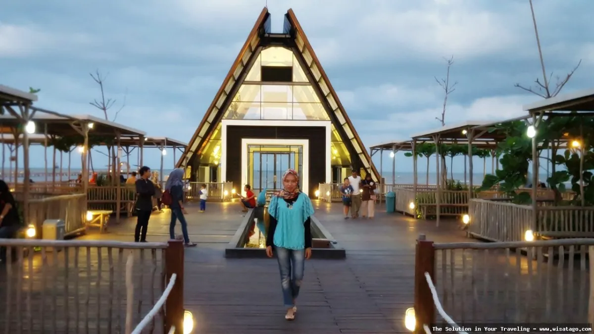 Ade Irma Suryani Waterland tempo dulu
