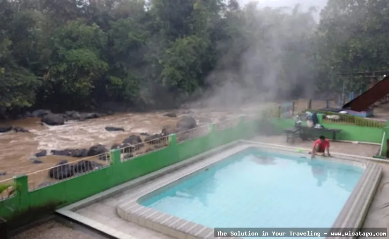 Air Panas Cikundul: kesegaran alami Sukabumi