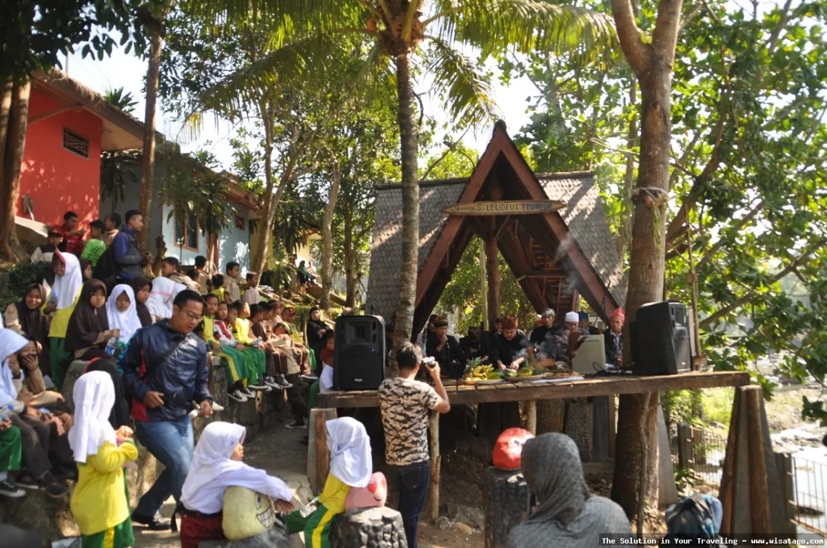 Air Panas Cikundul, kesegaran alami Sukabumi