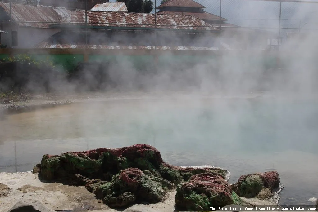 Air Panas Semurup: sumber air panas alami