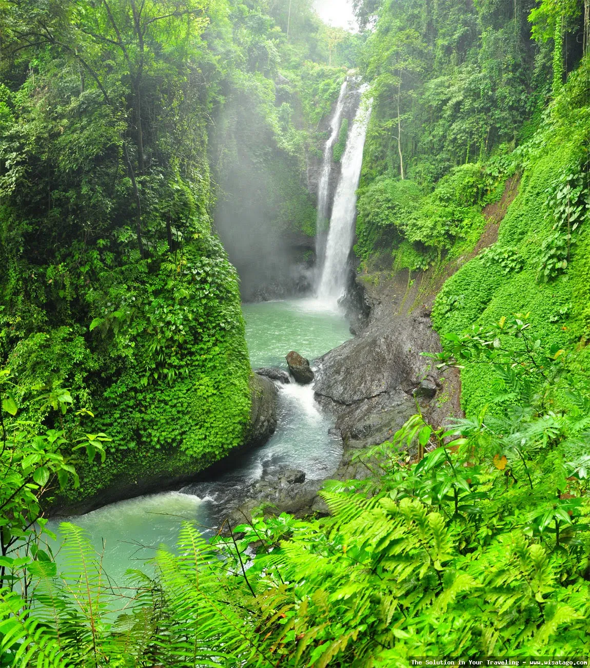Air Terjun Aling Aling yang memukau