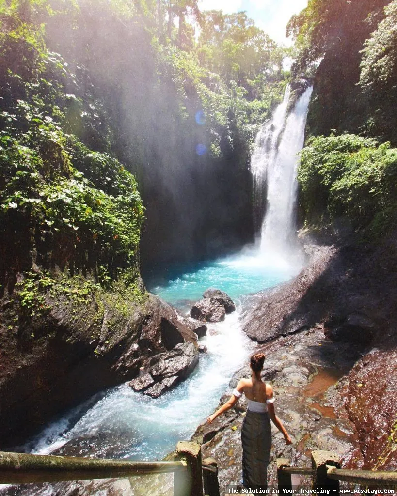 Air Terjun Aling Aling yang menawan