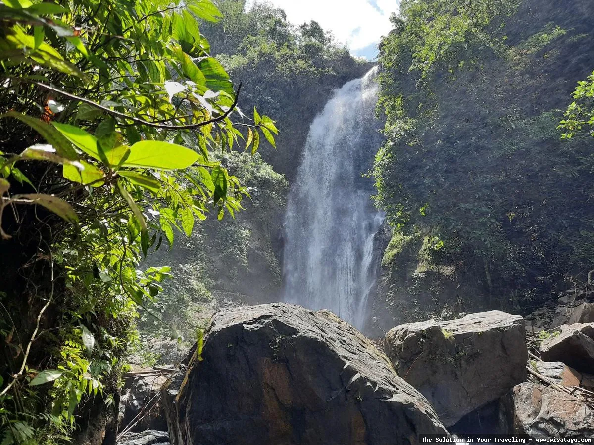 Air Terjun Antrokan Manggisan yang mempesona