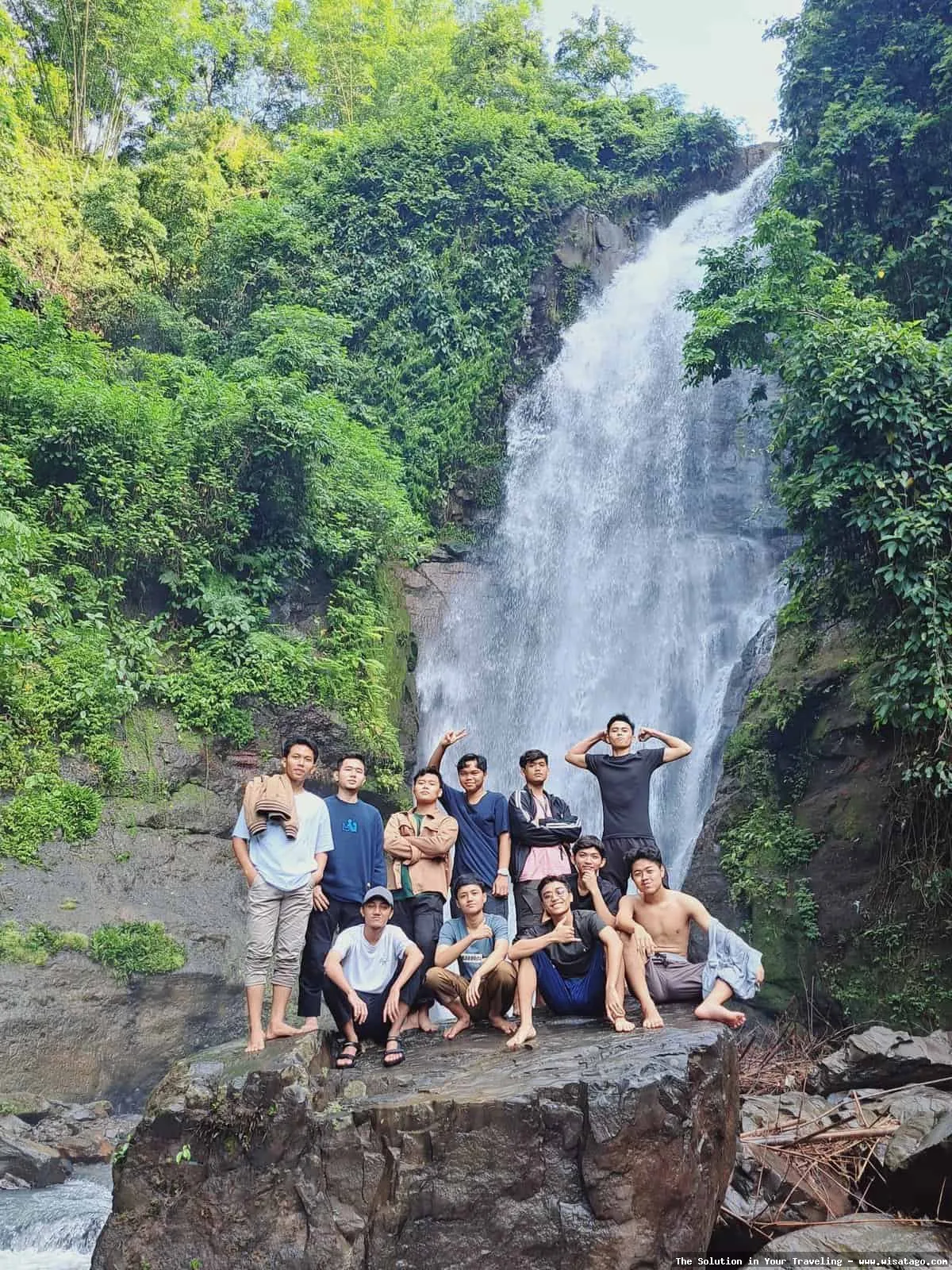 Air Terjun Antrokan Manggisan yang mempesona