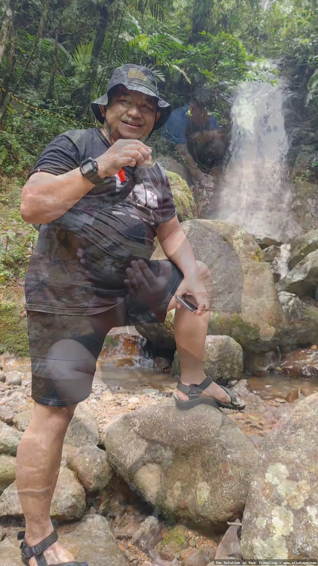 Air Terjun Batu Layang yang menawan