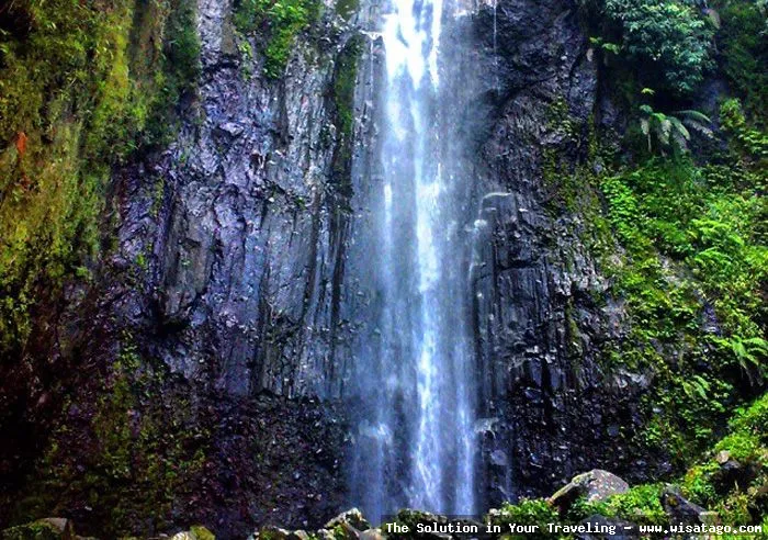 Air Terjun Batu Layang yang mempesona