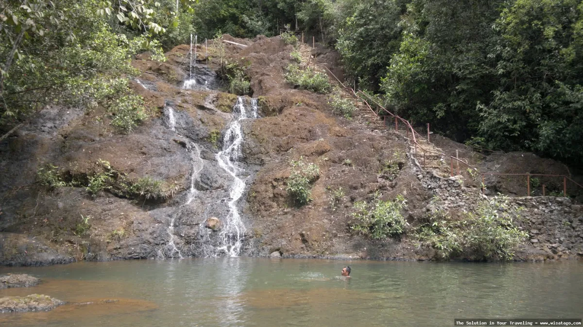 Air Terjun Cik Latief yang menawan