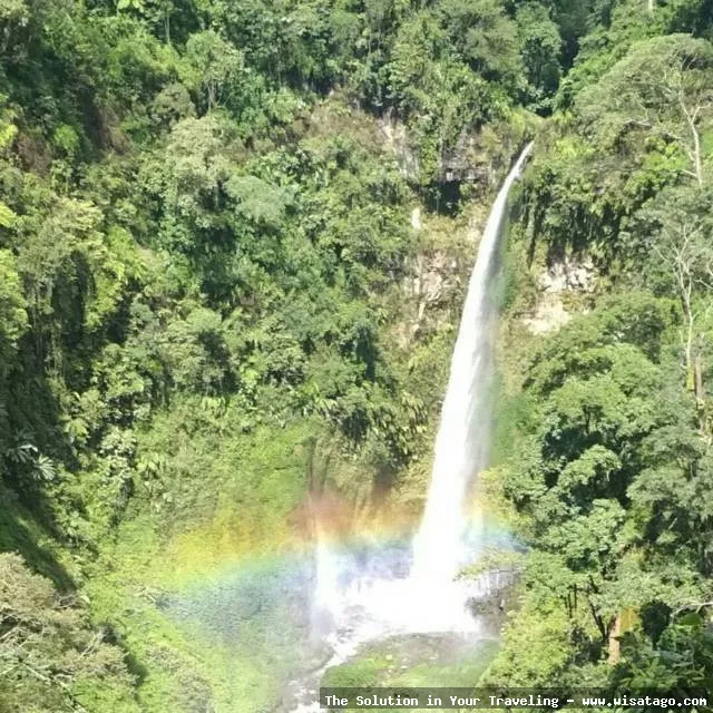 Air Terjun Coban Pelangi yang memukau