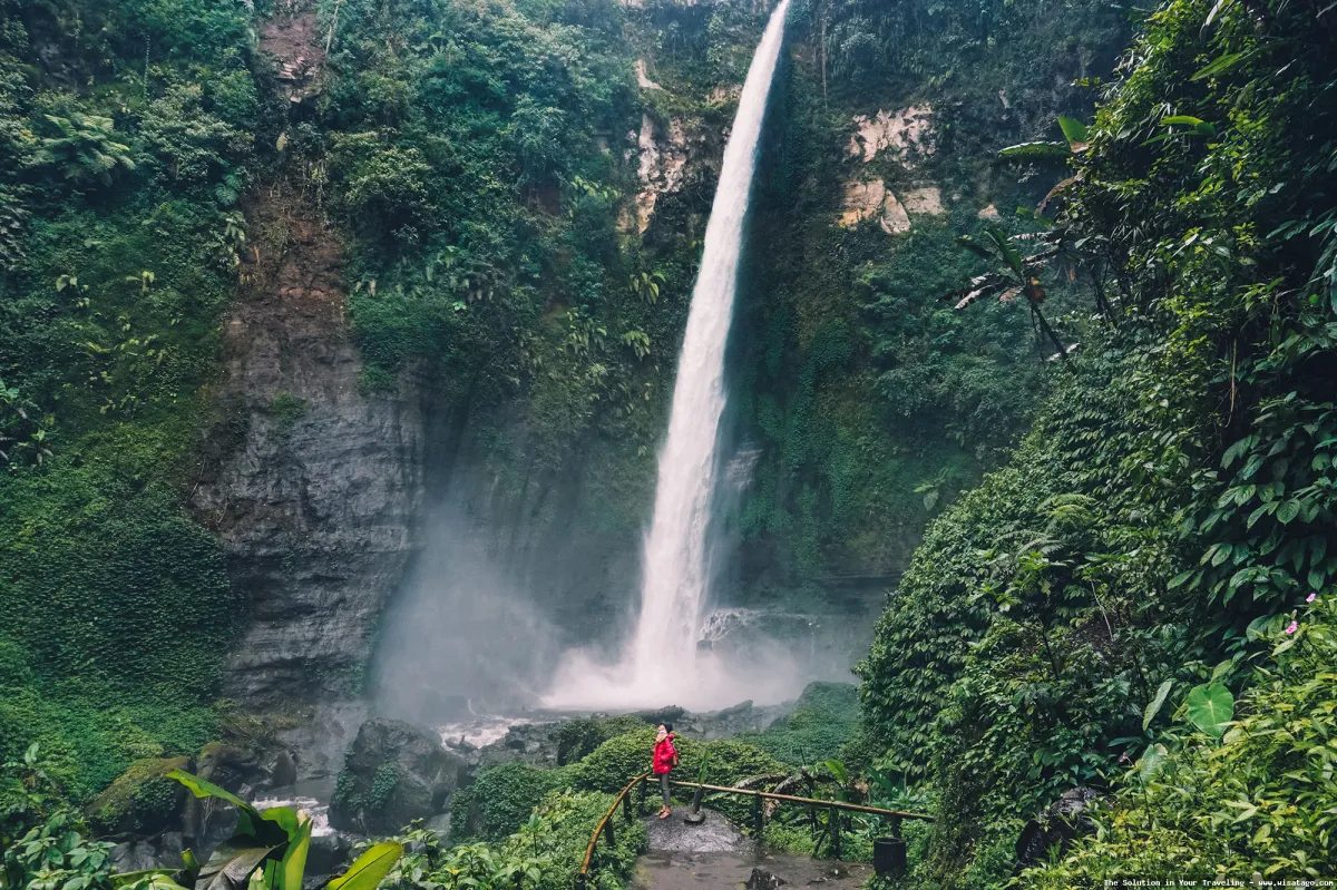 Air Terjun Coban Pelangi yang menawan