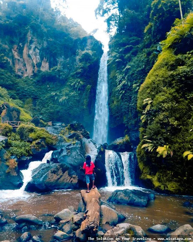 Air Terjun Coban Pelangi yang memukau