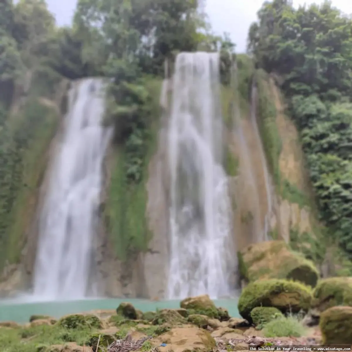 Air Terjun Curug Cikaso yang menawan