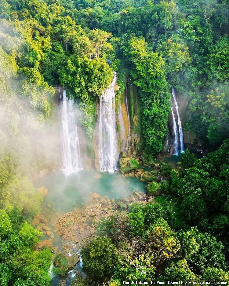 Air Terjun Curug Cikaso yang menawan