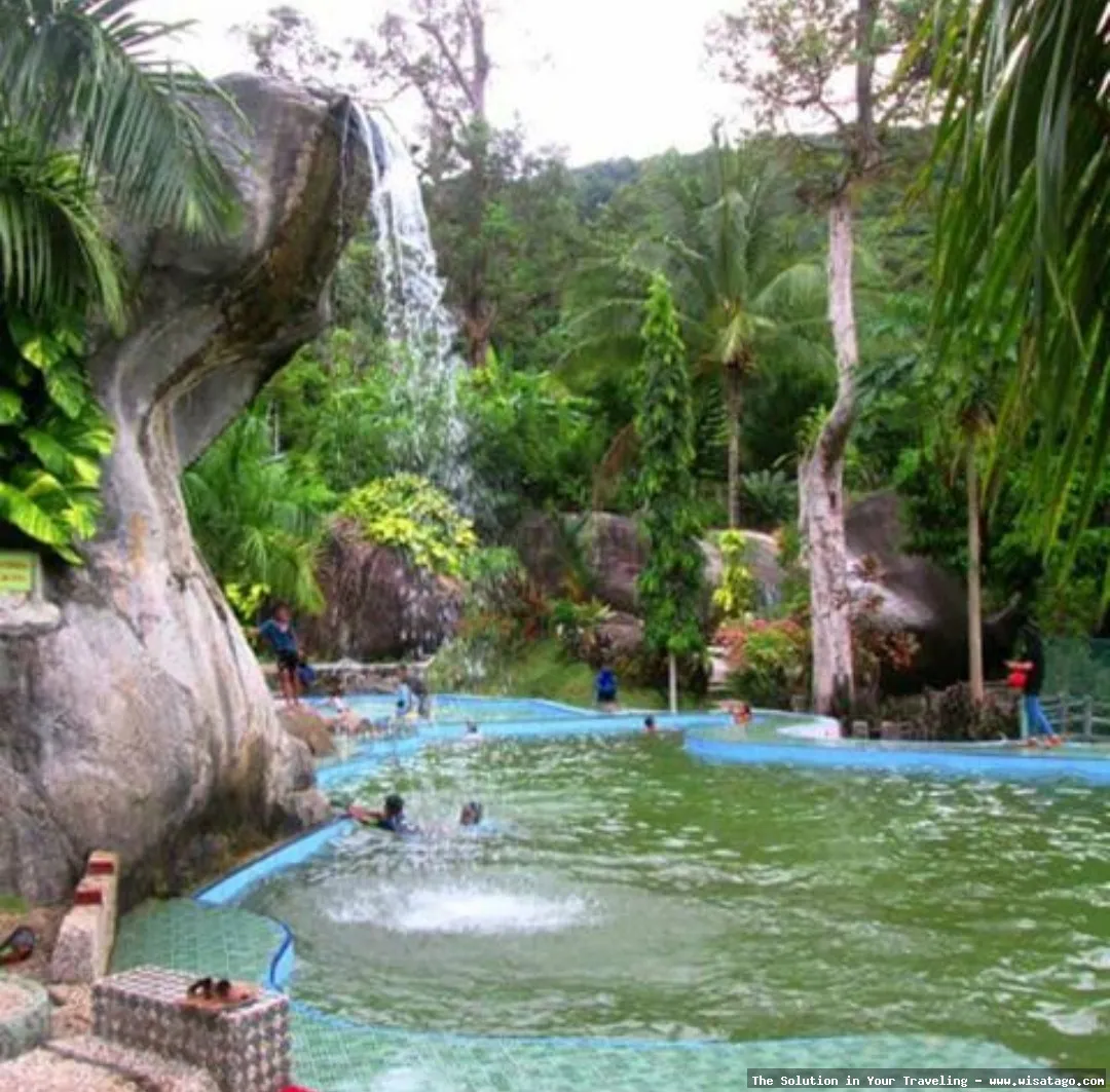 Air Terjun Gunung Hiu: Tips, Harga Tiket, Kuliner, Lokasi, Fasilitas dan Spot Air Terjun Gunung Hiu: Tips, Harga Tiket, Kuliner, Lokasi, Fasilitas dan Spot