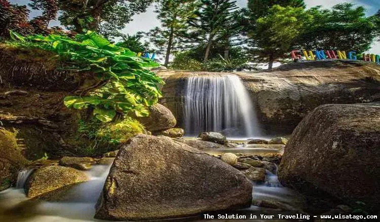 Air Terjun Gunung Hiu yang menakjubkan