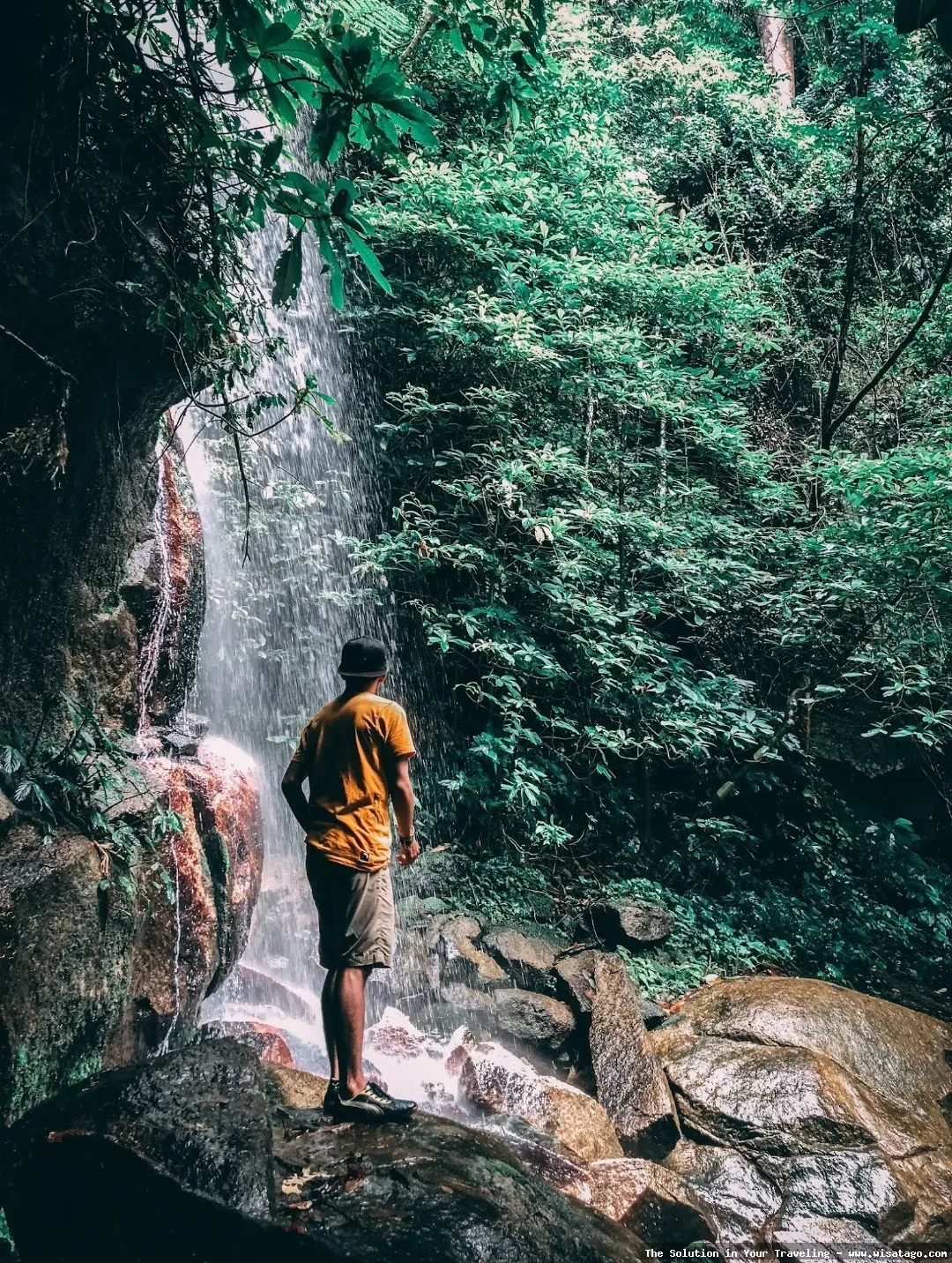 Air Terjun Gunung Ranai: Tips, Harga Tiket, Kuliner, Lokasi, Fasilitas dan Spot Air Terjun Gunung Ranai: Tips, Harga Tiket, Kuliner, Lokasi, Fasilitas dan Spot