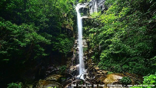 Air Terjun Gunung Ranai yang menawan