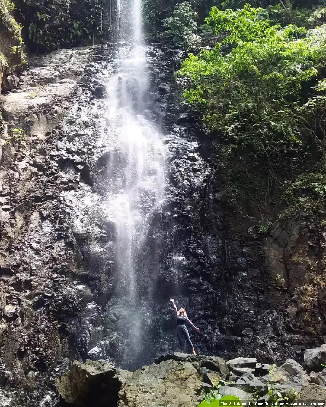 Air Terjun Laccar yang menawan alami