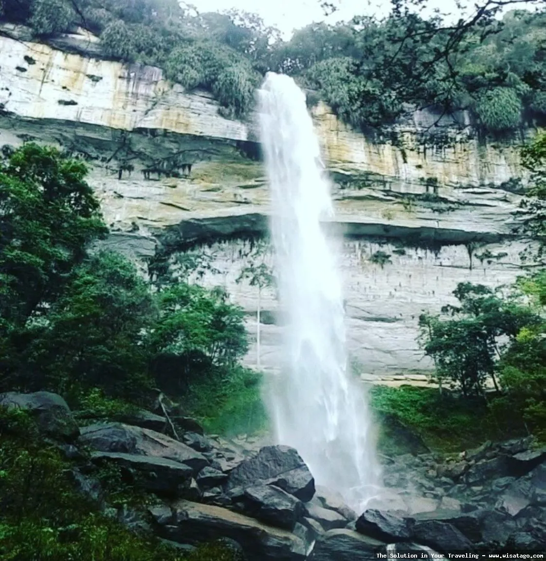 Air Terjun Makunggal yang menawan alami