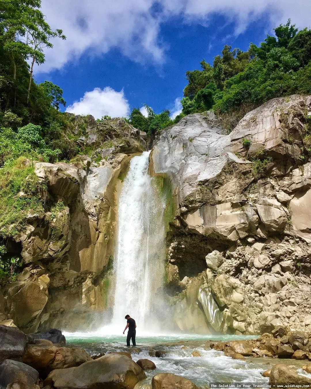Air Terjun Mangku Sakti yang menawan