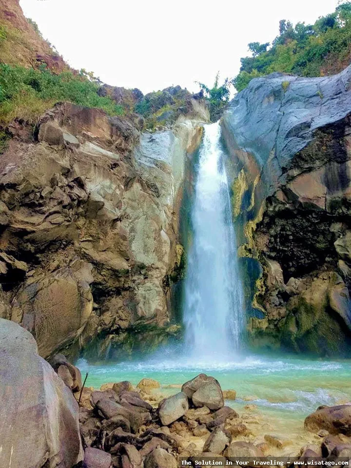 Air Terjun Mangku Sakti yang menawan
