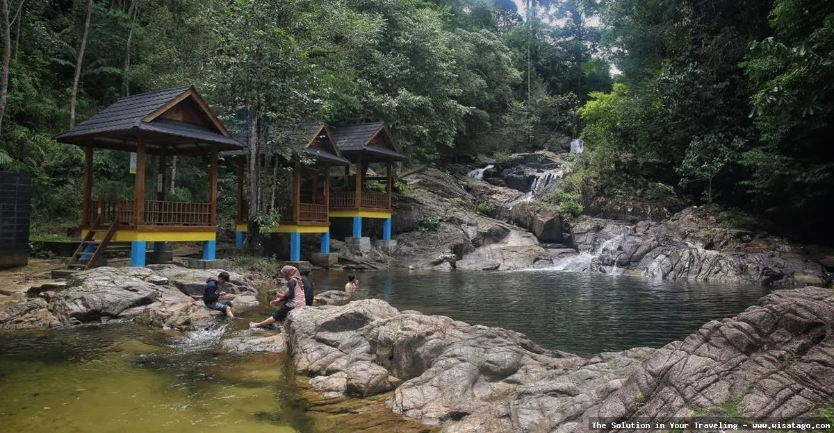 Air Terjun Neraja yang menakjubkan