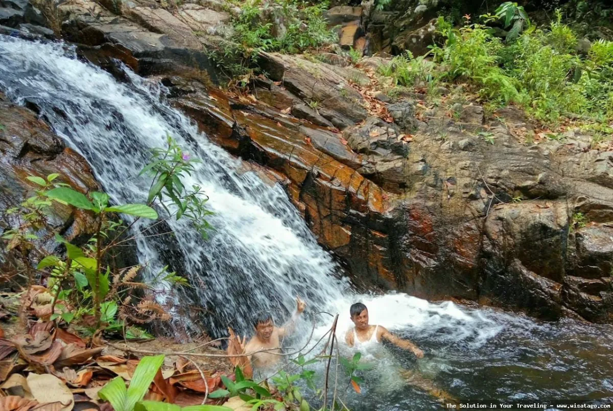 Air Terjun Neraja yang menakjubkan