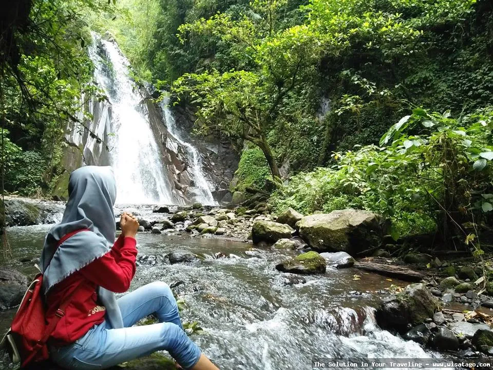 Air Terjun Selendang Arum yang mempesona