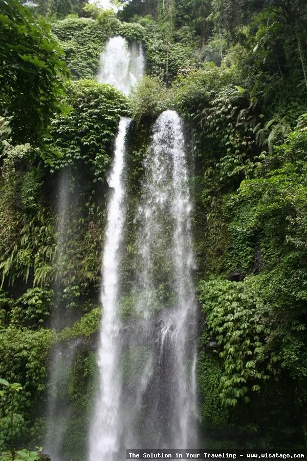 Air Terjun Sendang Gile nan indah