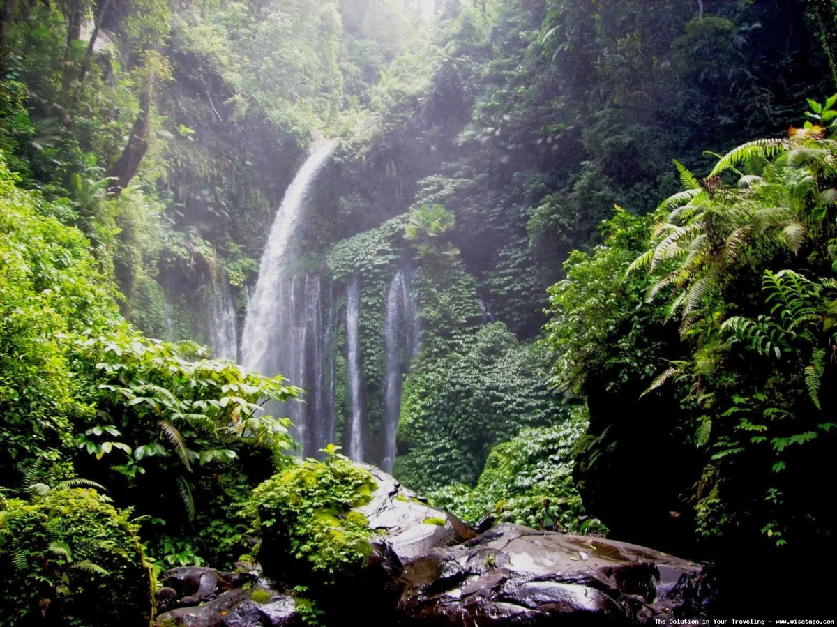 Air Terjun Sendang Gile nan indah