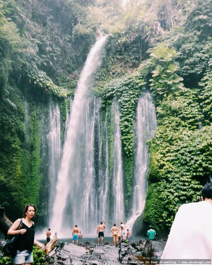 Air Terjun Sendang Gile yang menawan