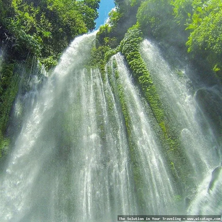 Air Terjun Sendang Gile yang mempesona