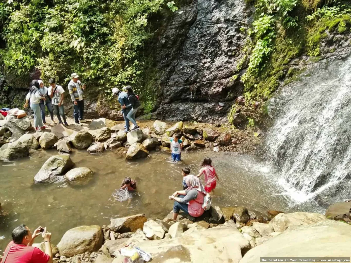 Air Terjun Sirah Kencong yang menawan