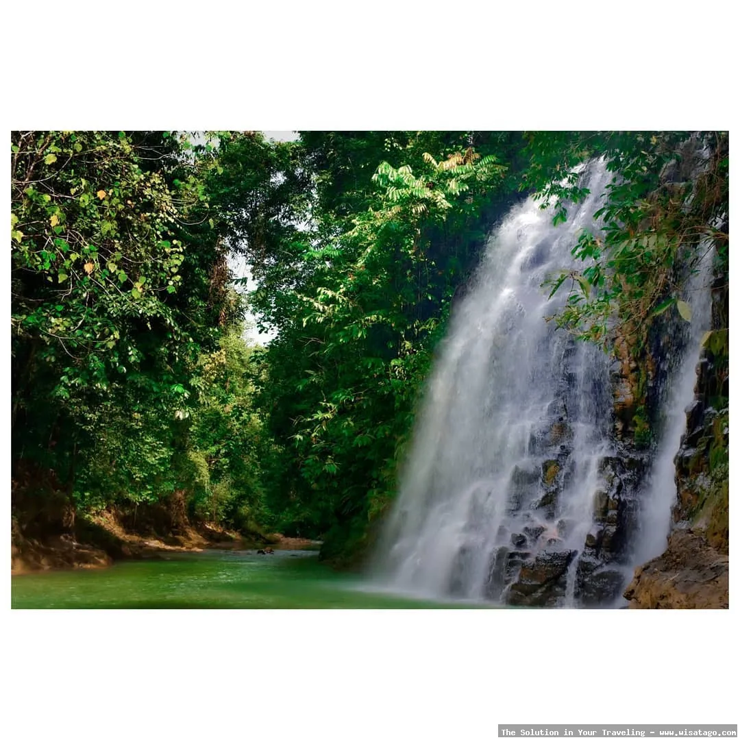 Air Terjun SKPC yang mempesona alami