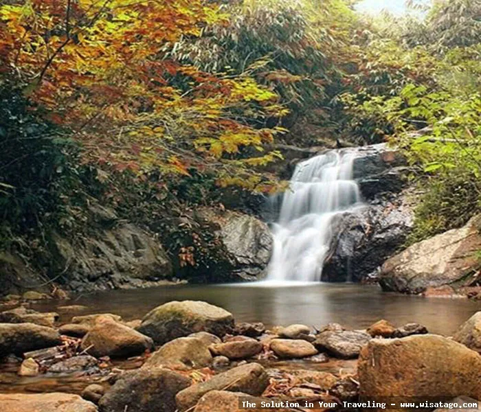 Air Terjun Sungai Medang yang mempesona