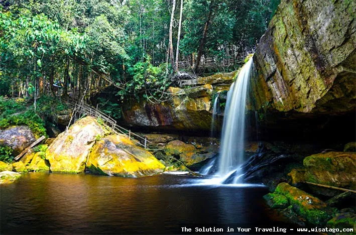 Air Terjun Sungai Medang yang menawan