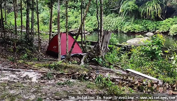 Air Terjun Sungai Medang yang mempesona