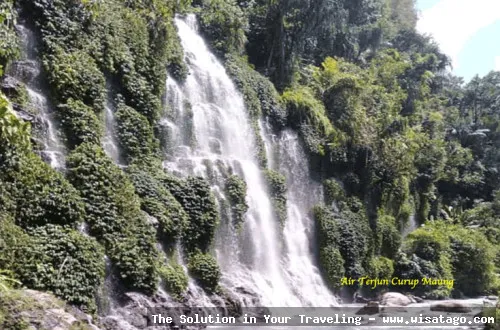 Air Terjun Sungai Medang yang menawan