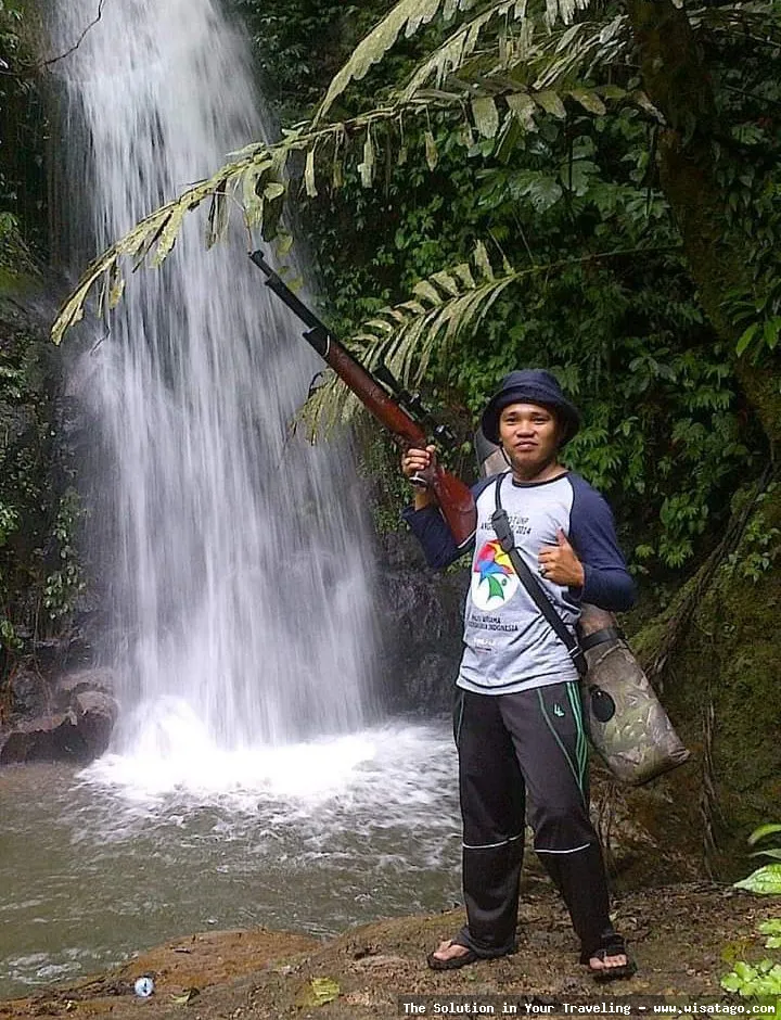Air Terjun Sungai Medang yang mempesona