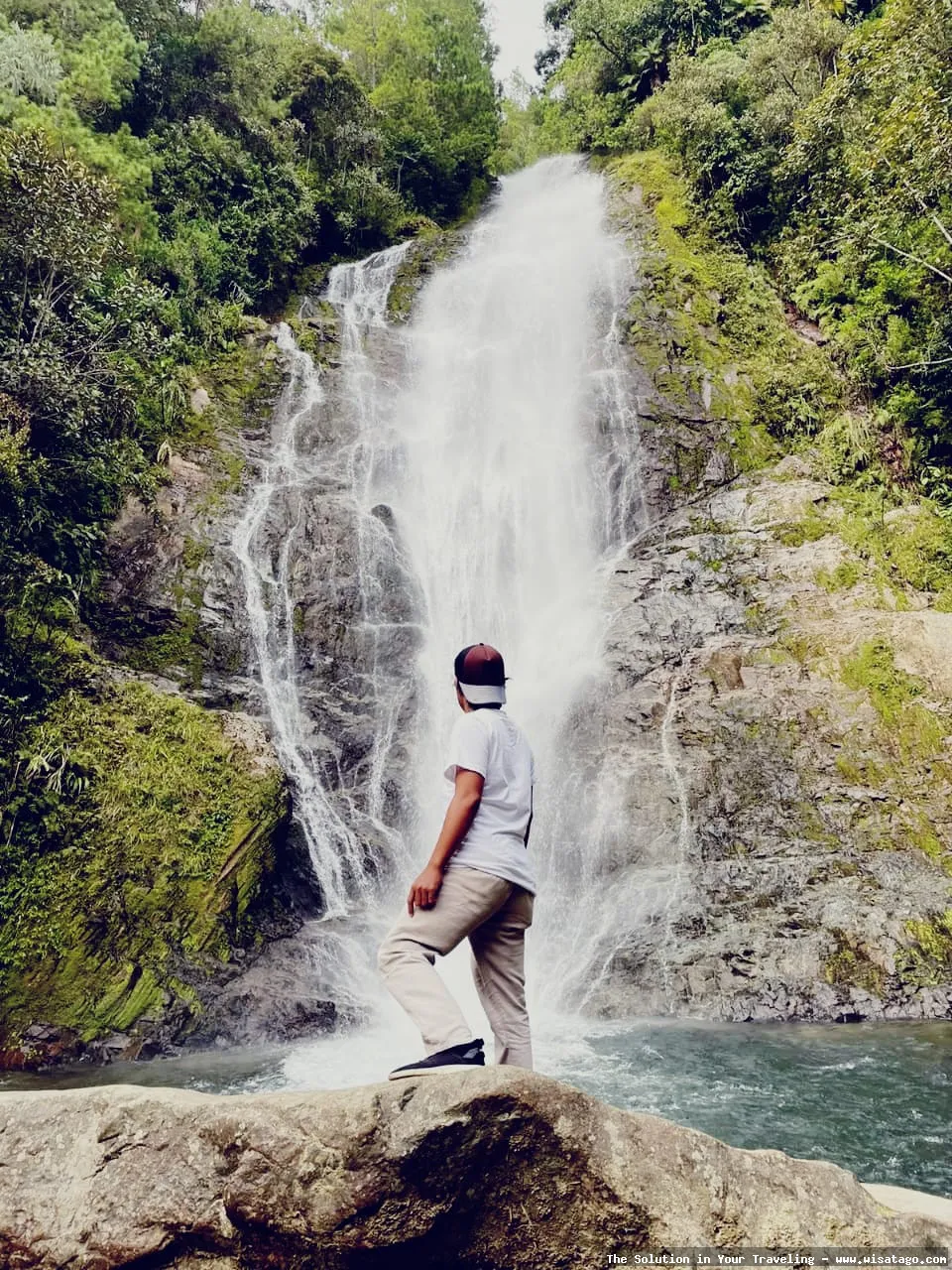 Air Terjun Tande yang menawan alami