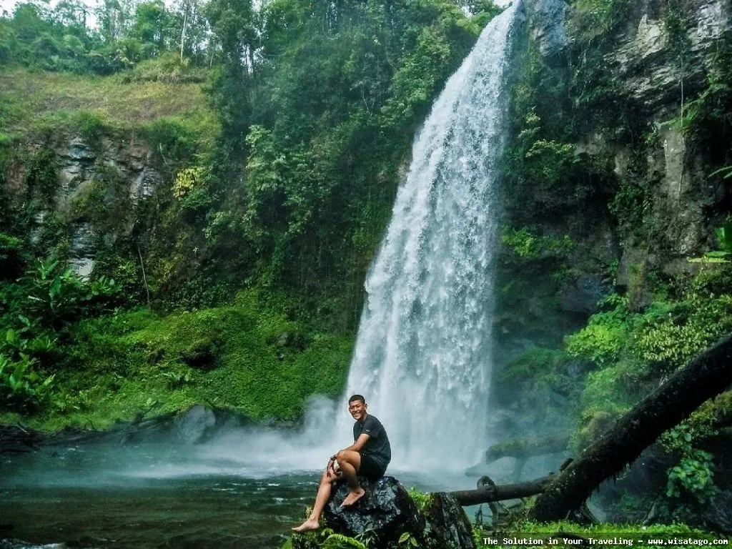 Air Terjun Telun Berasap yang memukau