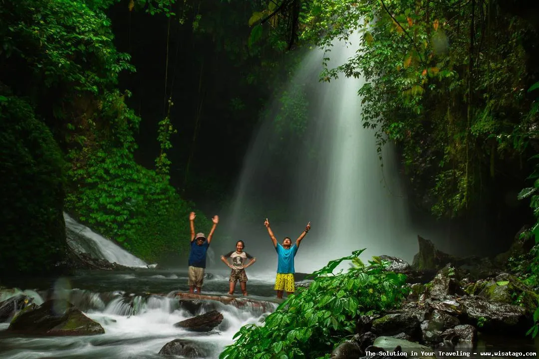 Air Terjun Telunjuk Dewa Raung memesona