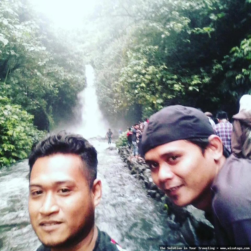 Air Terjun Telunjuk Dewa Raung mempesona
