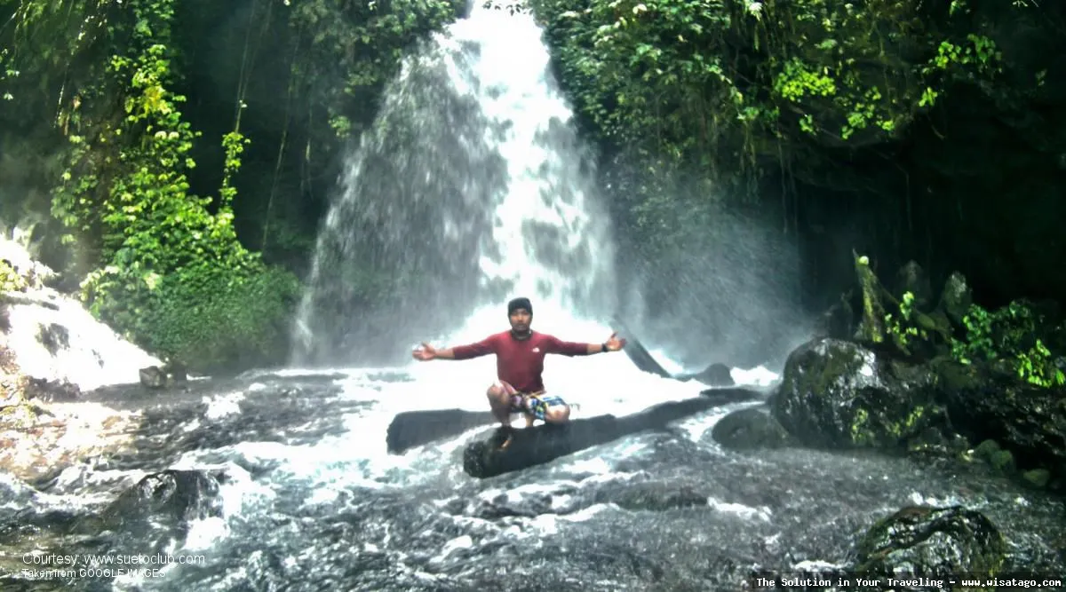 Air Terjun Telunjuk Dewa Raung memesona.