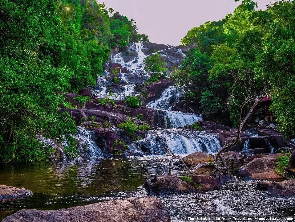 Air Terjun Temburun: Tips, Harga Tiket, Kuliner, Lokasi, Fasilitas dan Spot Air Terjun Temburun: Tips, Harga Tiket, Kuliner, Lokasi, Fasilitas dan Spot