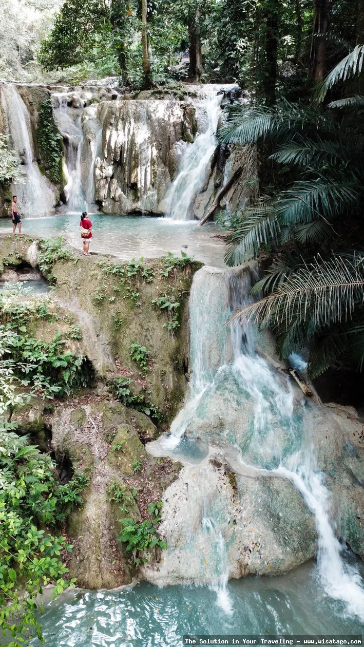 Air Terjun Tesbatan yang menawan alami