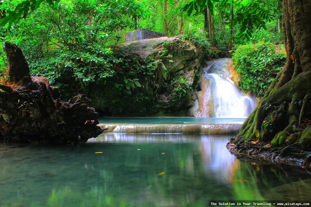 Air Terjun Tesbatan yang menakjubkan